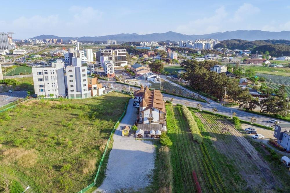 Santa Beach Pension Gangneung Luaran gambar